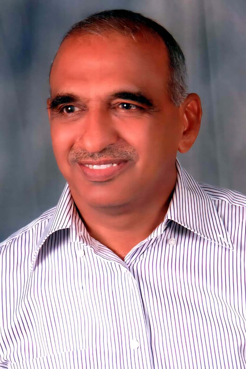 पूर्व मंत्री प्रो. संपत सिंह।