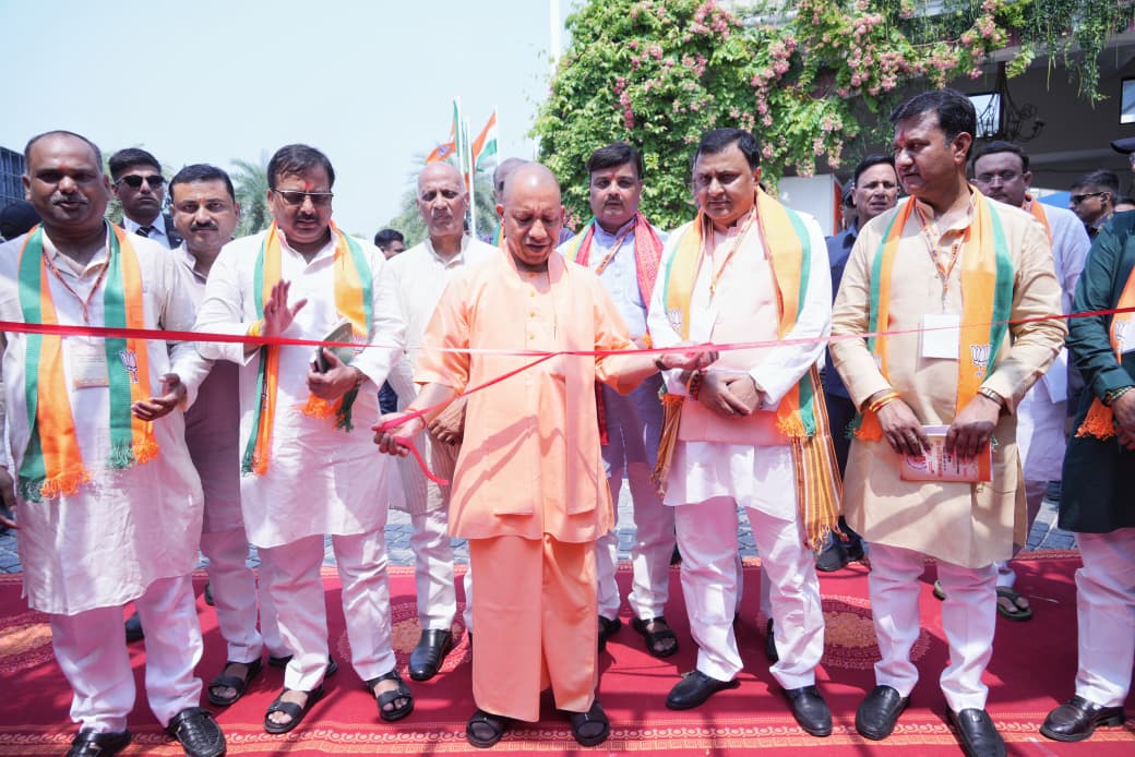 भाजपा महानगर इकाई की तरफ से आयोजित पंडित दीनदयाल उपाध्याय प्रशिक्षण महाभियान के उद्घाटन सत्र में बोले सीएम योगी*