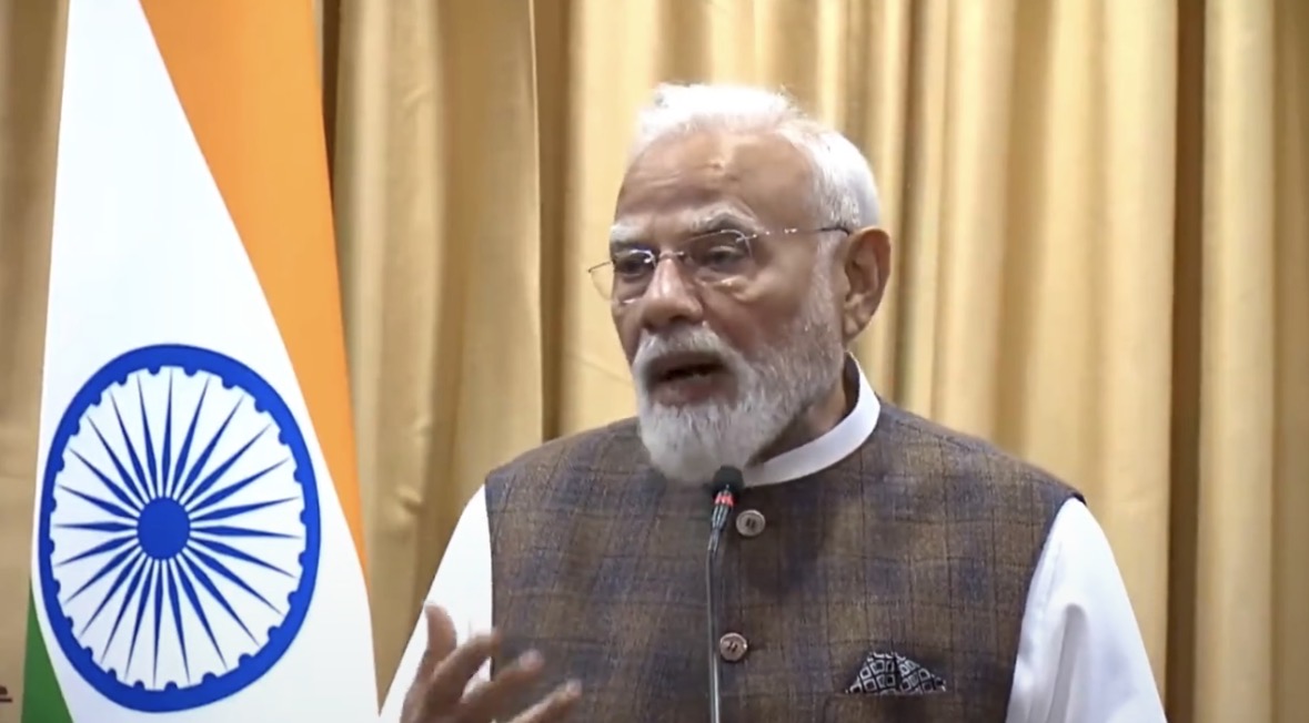 प्रधानमंत्री नरेन्द्र मोदी सेशेल्स की नेशनल असेंबली को संबोधित करते हुए।