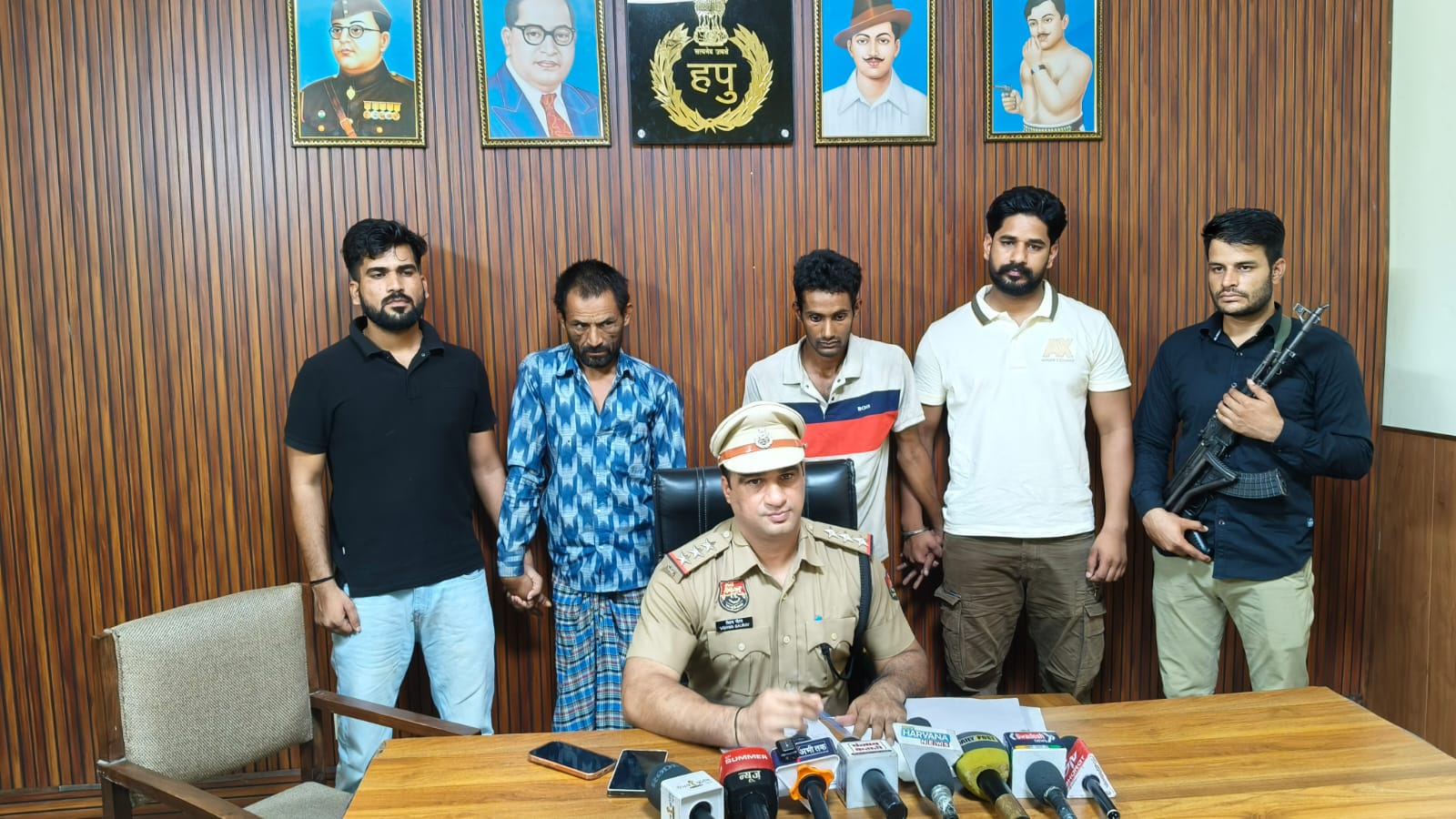 एंटी नारकोटिक्स सेल प्रभारी विश्व गौरव