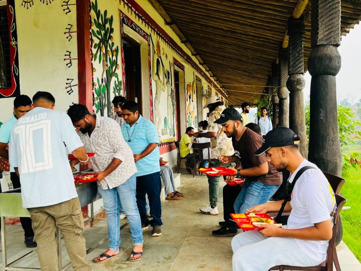 इन्फ्लुएंसर मीट इन्फ्लुएंसर मीट