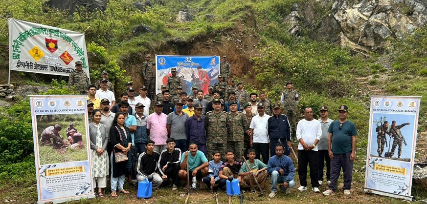 130 इन्फैंट्री बटालियन (प्रादेशिक सेना) इकोलॉजिकल कुमाऊं का पौधरोपण अभियान।