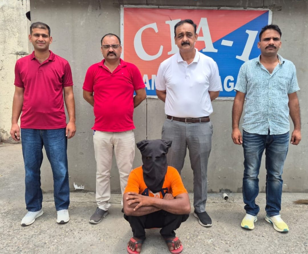 पुलिस द्वारा गिरफ्तार किया गया नशा तस्करी का आरोपी