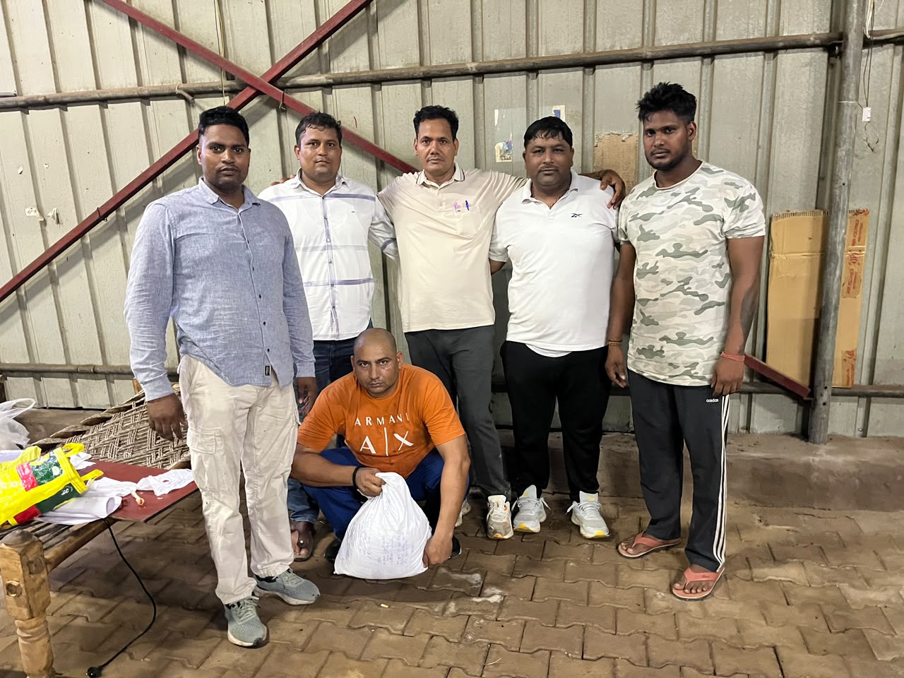 गिरफ्तार किया गया आरोपित गिरफ्तार किया गया आरोपित