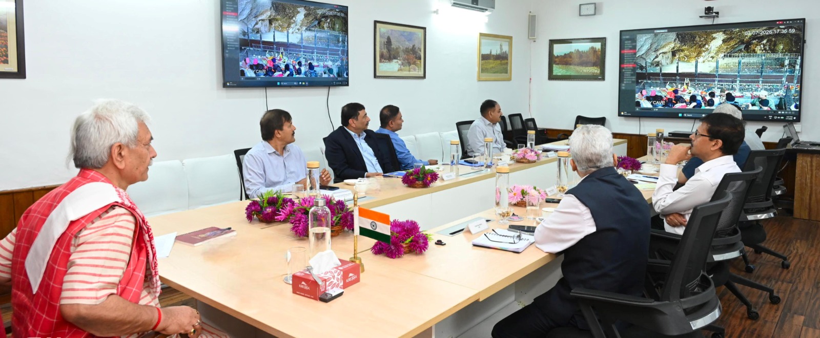 उपराज्यपाल ने राष्ट्रविरोधी साहित्य के प्रसार के विरुद्ध की गई कार्रवाई की समीक्षा की उपराज्यपाल ने राष्ट्रविरोधी साहित्य के प्रसार के विरुद्ध की गई कार्रवाई की समीक्षा की