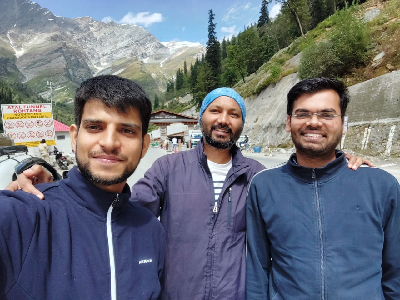 शोधकर्ताओं की टीम। शोधकर्ताओं की टीम।