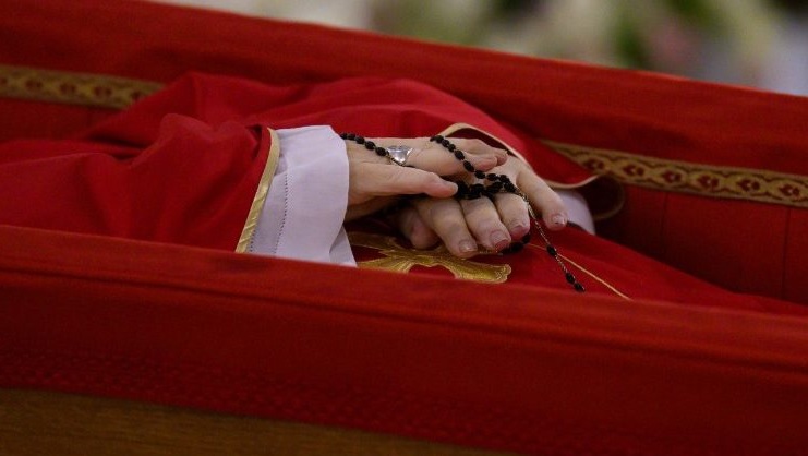 Pope Francis's mortal remains have been placed in the chapel of Casa Santa Marta. Photo: Vatican Media Division.