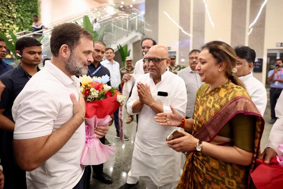 After arrival at Lucknow airport on Tuesday, Gandhi went directly to Raebareli After arrival at Lucknow airport on Tuesday, Gandhi went directly to Raebareli