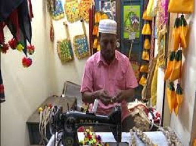 Madurai Muslim Tailor's Decades-Long Contribution to Chithirai Festival