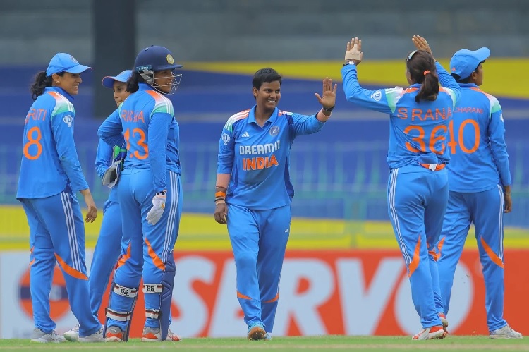 India reaches ODI final after defeating South Africa
