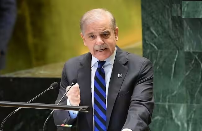 After the Indian Air Force's airstrike, Pakistani PM Shahbaz Sharif addressed his fellow countrymen. After the Indian Air Force's airstrike, Pakistani PM Shahbaz Sharif addressed his fellow countrymen.