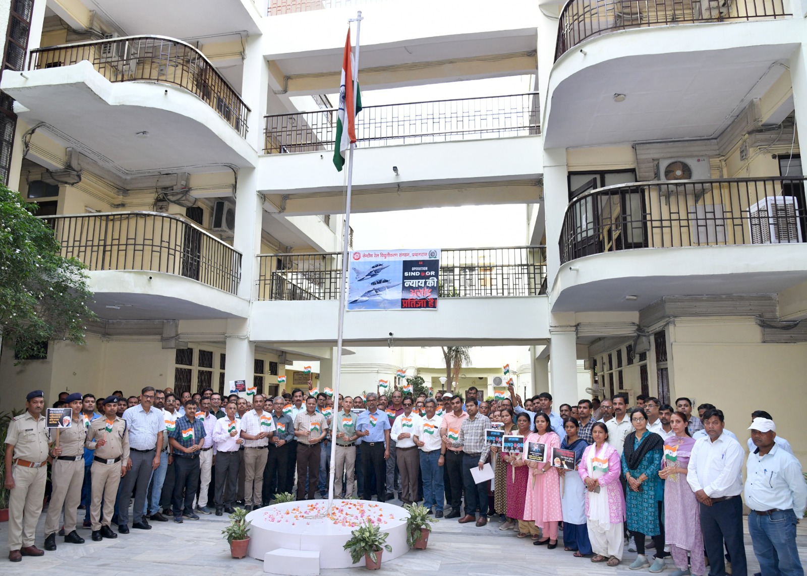 GM CORE Sanjay Kumar Srivastava hoisted Indian flag