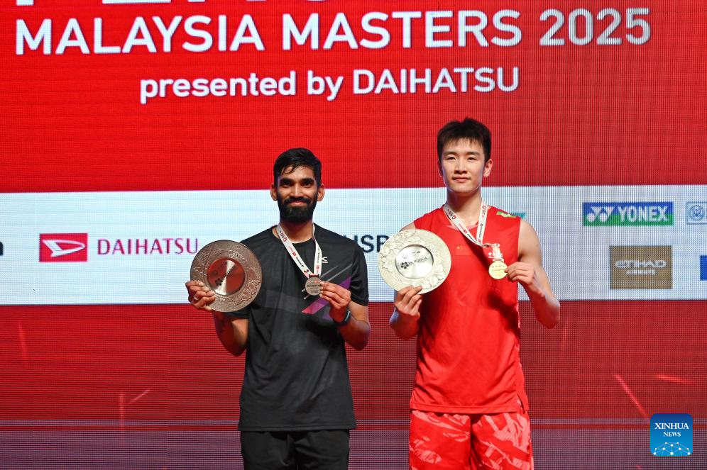Kidambi Srikanth finished as runner-up at Malaysia Masters, losing to World No.4 Li Shi Feng on Sunday. Kidambi Srikanth finished as runner-up at Malaysia Masters, losing to World No.4 Li Shi Feng on Sunday.