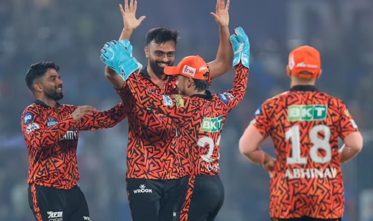 SRH beats KKR by 110runs SRH beats KKR by 110runs