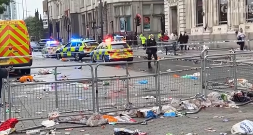 The incident that occurred on Water Street in the city of Liverpool has left everyone frightened. The incident that occurred on Water Street in the city of Liverpool has left everyone frightened.