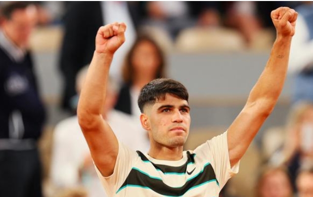Carlos Alcaraz enters Third Round