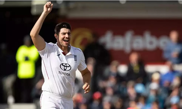 England's fast bowler Josh Tongue England's fast bowler Josh Tongue