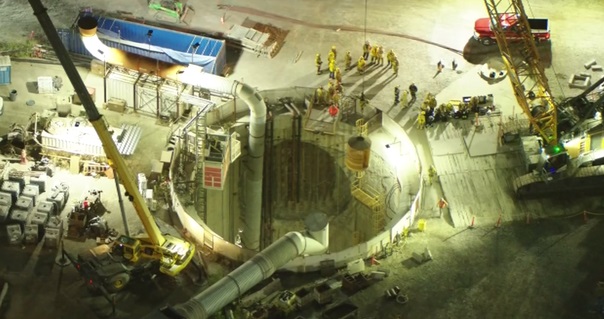 A tunnel collapsed in Los Angeles, firefighters rescued 31 workers A tunnel collapsed in Los Angeles, firefighters rescued 31 workers