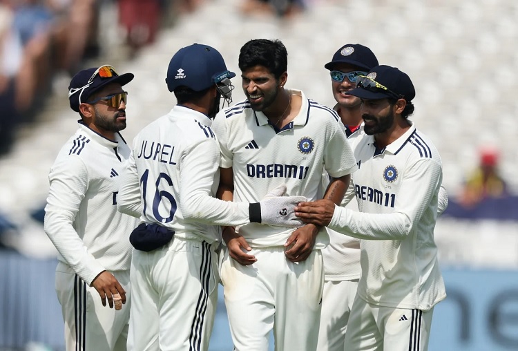 Indian bowlers' outstanding performance reduces England to 192 in the second innings. Indian bowlers' outstanding performance reduces England to 192 in the second innings.