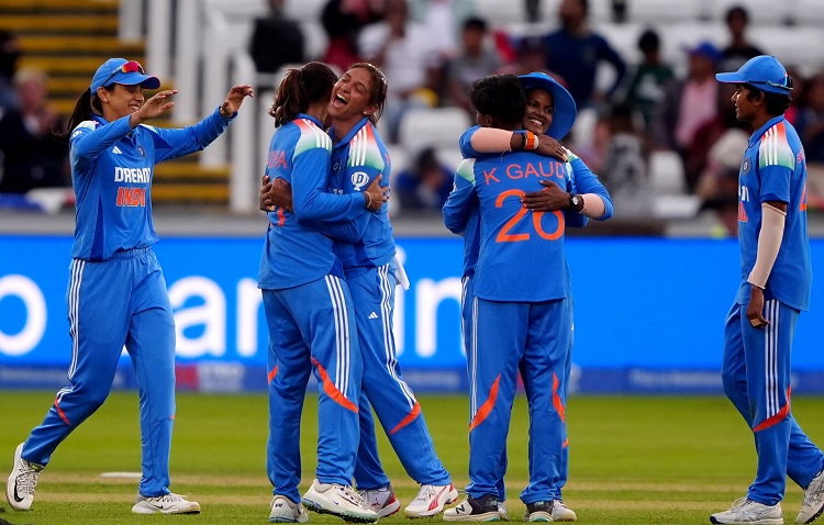 India defeated England by 13 runs in the third ODI, winning the series 2-1. India defeated England by 13 runs in the third ODI, winning the series 2-1.