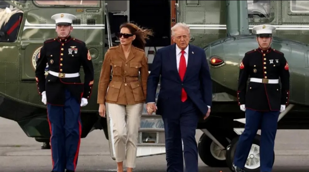 Trump, Melania Forced to Switch Helicopters in UK Due to Hydraulic Issue