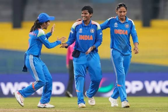 India Clinches Commanding 88-Run Victory Over Pakistan in ICC Women’s World Cup 2025; Harmanpreet Kaur Hails Team Effort India Clinches Commanding 88-Run Victory Over Pakistan in ICC Women’s World Cup 2025; Harmanpreet Kaur Hails Team Effort