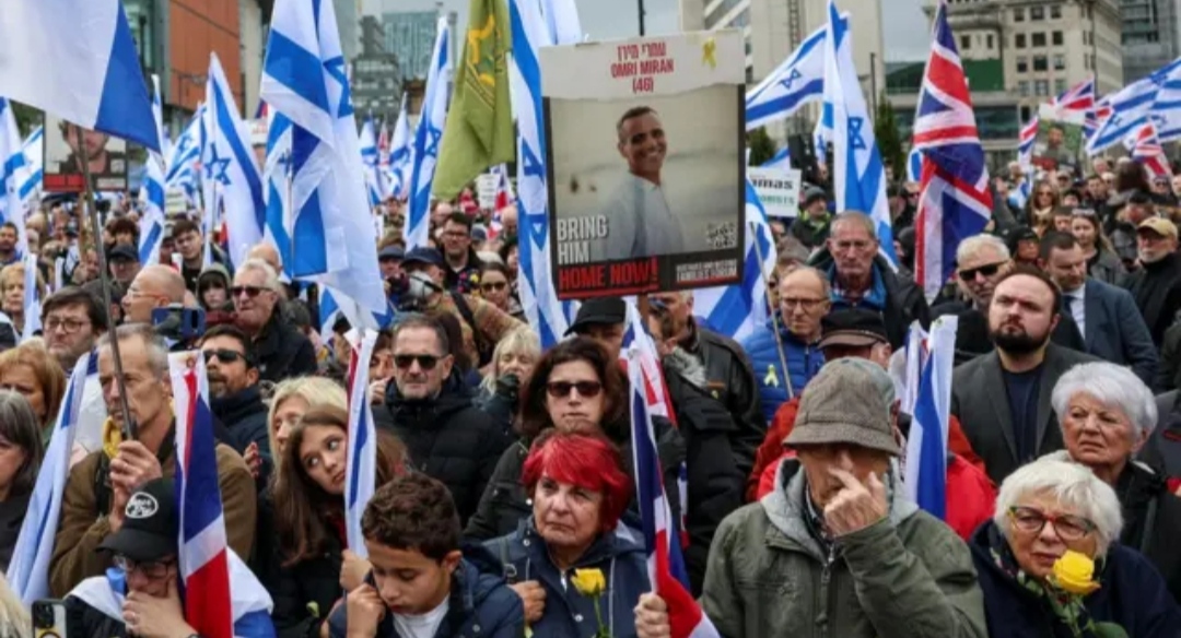 Thousands Gather in London to Mark Two Years Since October 7 Hamas Attacks
