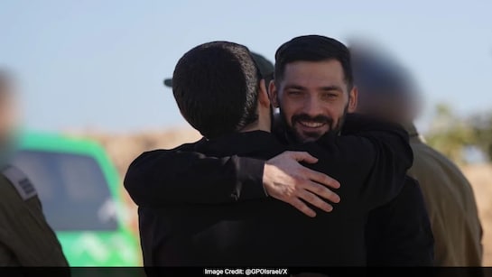 ‘Welcome Home’: Israeli Twin Brothers Share Viral Hug After Release from Hamas Captivity ‘Welcome Home’: Israeli Twin Brothers Share Viral Hug After Release from Hamas Captivity