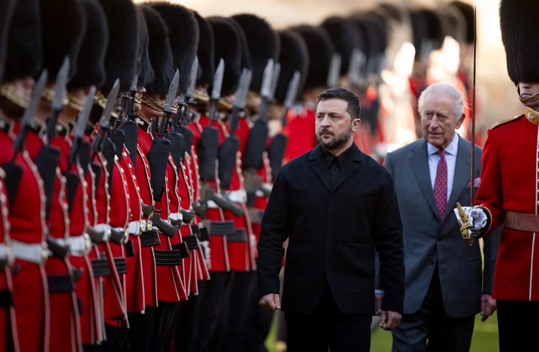 King Charles Bestows Ceremonial Welcome on President Zelensky at Windsor King Charles Bestows Ceremonial Welcome on President Zelensky at Windsor